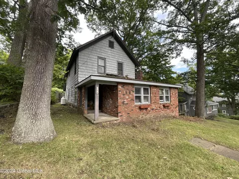 54 Horicon Ave, Bolton Landing, NY 12814