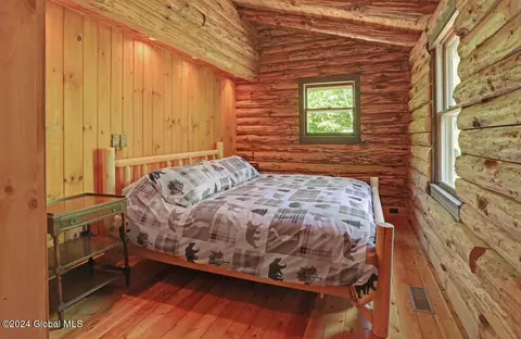 Bedroom - 60 Algonquin Trl, Jay, NY 12941 photo 2 of 3