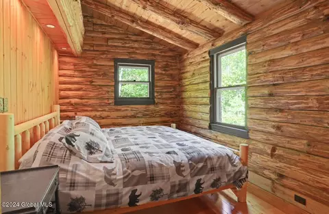 Bedroom - 60 Algonquin Trl, Jay, NY 12941 photo 3 of 3