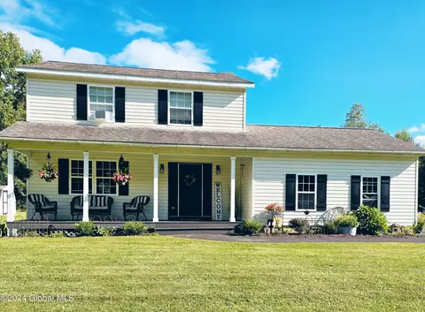 102 Achilles Ln, Galway, NY 12074