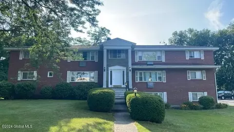 65 E Highland Dr, Albany, NY 12203