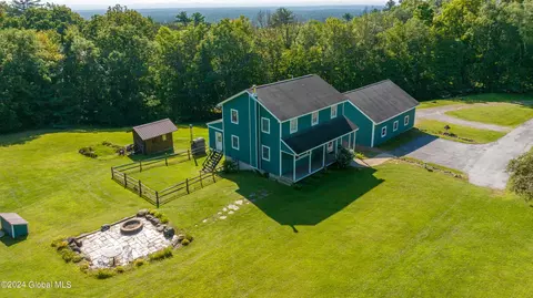 253 Clendon Brook Rd, Queensbury, NY 12804
