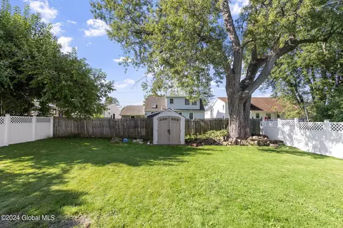 Exterior - 1222 Cullen Ave, Schenectady, NY 12309 photo 8 of 10