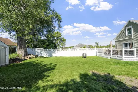 Exterior - 1222 Cullen Ave, Schenectady, NY 12309 photo 9 of 10