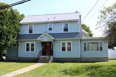 120 Grand St, Schoharie, NY 12157