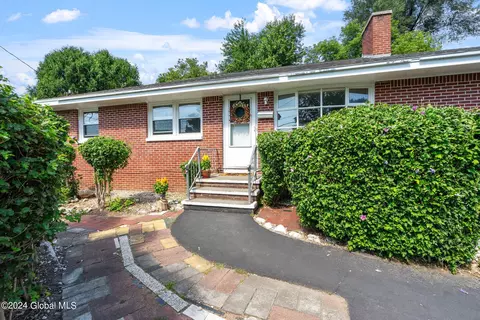 66 Fairfield Ave, Albany, NY 12205