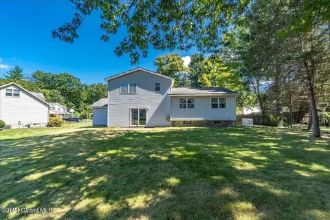 4 Ives Ct, Schenectady, NY 12309 photo 37