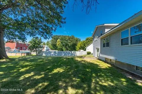 4 Ives Ct, Schenectady, NY 12309 photo 42