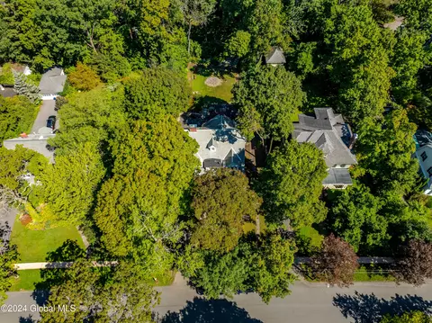 View/Area - 1065 Avon Rd, Schenectady, NY 12308 photo 1 of 2