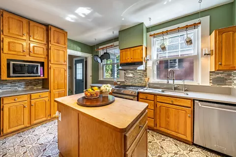 Kitchen - 1065 Avon Rd, Schenectady, NY 12308 photo 3 of 5