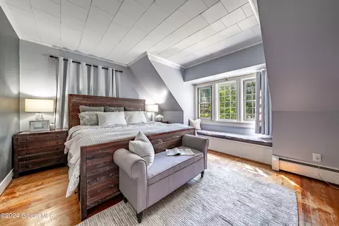 Bedroom - 1065 Avon Rd, Schenectady, NY 12308 photo 5 of 8