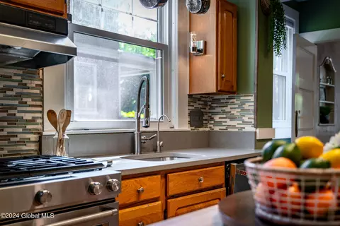 Kitchen - 1065 Avon Rd, Schenectady, NY 12308 photo 1 of 5