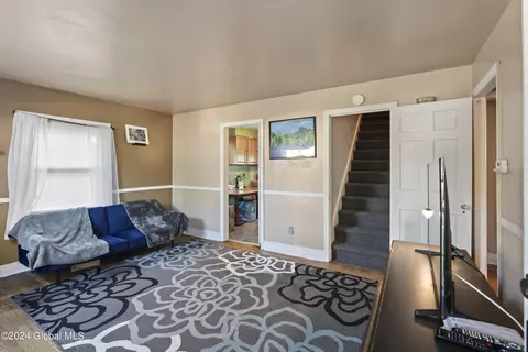 Entry Way - 18 Sanford St, Schenectady, NY 12304 photo 1 of 3