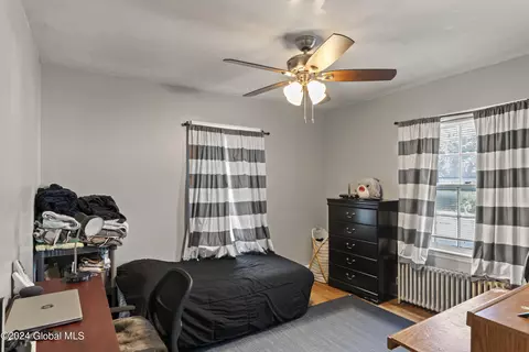 Bedroom - 18 Sanford St, Schenectady, NY 12304 photo 1 of 3