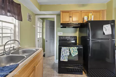 Other - 18 Sanford St, Schenectady, NY 12304 photo 5 of 6