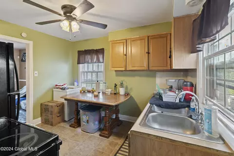Kitchen - 18 Sanford St, Schenectady, NY 12304 photo 2 of 2