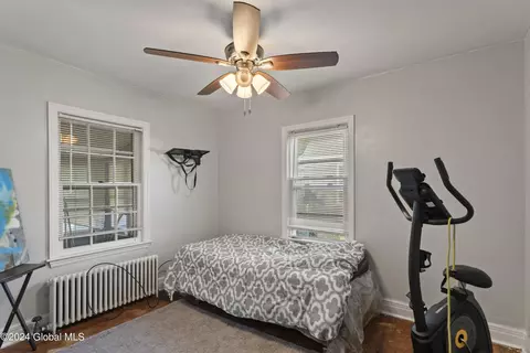 Bedroom - 18 Sanford St, Schenectady, NY 12304 photo 2 of 3