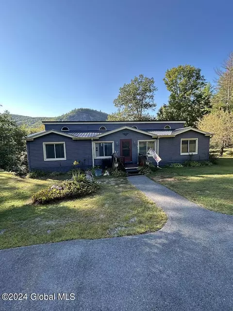 143 Dell Culver Rd, North Creek, NY 12853