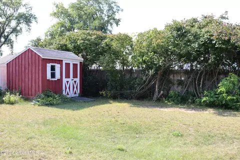 197 Ray Ave, Schenectady, NY 12304 photo 38