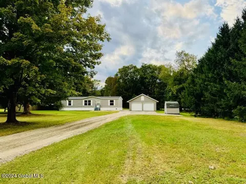 4 Gould Ln, Comstock, NY 12821 photo 1