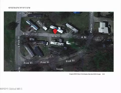 129 Cherry St, Johnstown, NY 12078