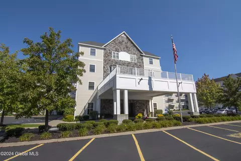 8 Wall St #223, Clifton Park, NY 12065