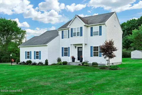 2 Saddle Club Hill Dr, East Greenbush, NY 12061