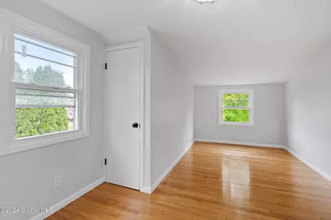 2560 Teller St, Schenectady, NY 12304 photo 36