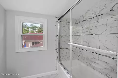 2560 Teller St, Schenectady, NY 12304 photo 39