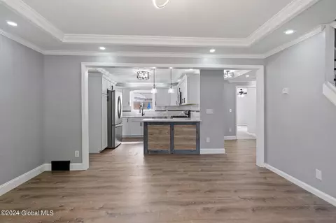 2560 Teller St, Schenectady, NY 12304 photo 9