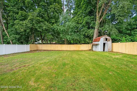 1031 Wavell Rd, Schenectady, NY 12303 photo 46