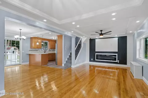 1031 Wavell Rd, Schenectady, NY 12303 photo 8