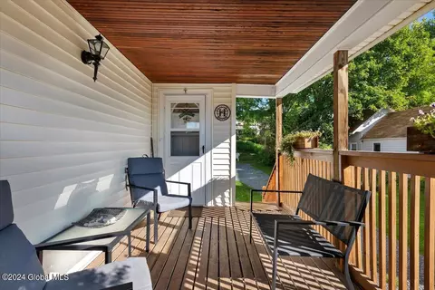 Exterior - 6 2nd Ave, Mayfield, NY 12117 photo 5 of 10