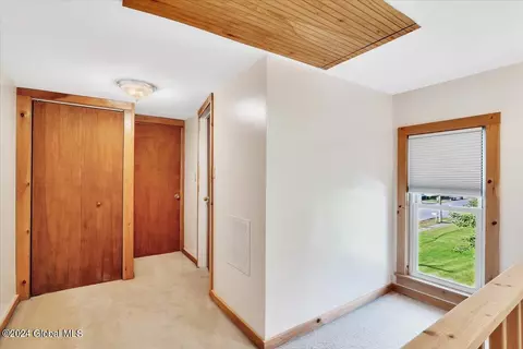 Entry Way - 6 2nd Ave, Mayfield, NY 12117 photo 2 of 3