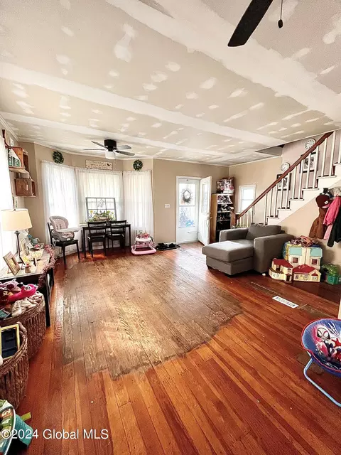 3 E Decker St, Johnstown, NY 12095 photo 4