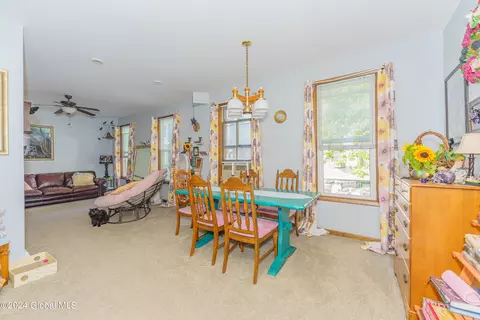 151 Front St, Schenectady, NY 12305 photo 32