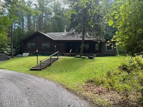 250 Mahaffy Rd, Greenwich, NY 12834