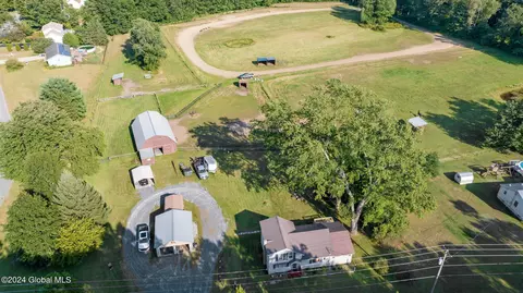 476 Gansevoort Rd, Fort Edward, NY 12828