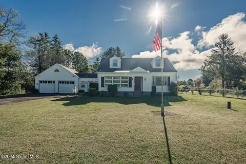1183 Midline Rd, Amsterdam, NY 12010