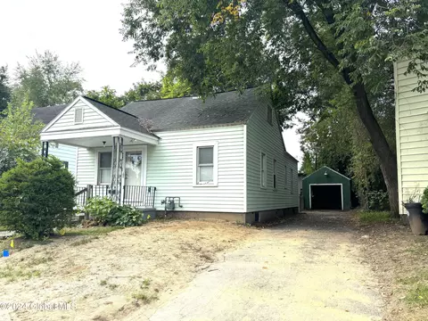 22 Woodside Ave, Albany, NY 12205