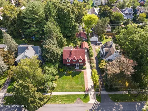 View/Area - 1386 Lowell Rd, Schenectady, NY 12308 photo 1 of 2
