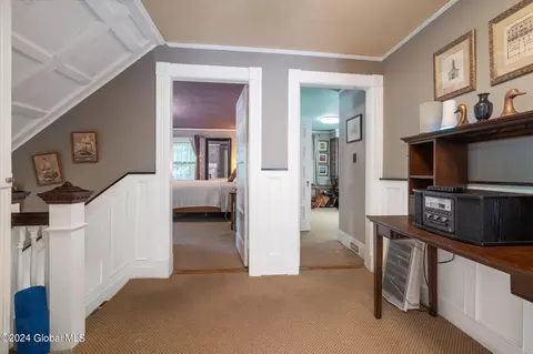 Entry Way - 1386 Lowell Rd, Schenectady, NY 12308 photo 6 of 7