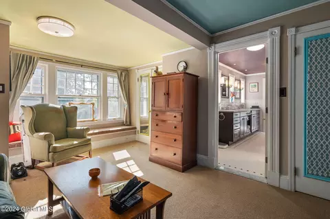 Entry Way - 1386 Lowell Rd, Schenectady, NY 12308 photo 7 of 7