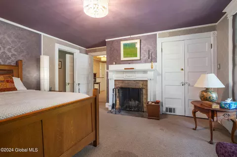 Bedroom - 1386 Lowell Rd, Schenectady, NY 12308 photo 2 of 7