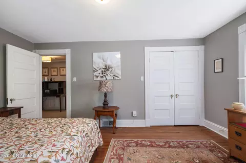 Bedroom - 1386 Lowell Rd, Schenectady, NY 12308 photo 5 of 7