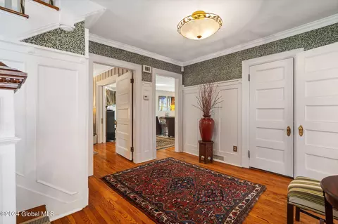 Entry Way - 1386 Lowell Rd, Schenectady, NY 12308 photo 2 of 7