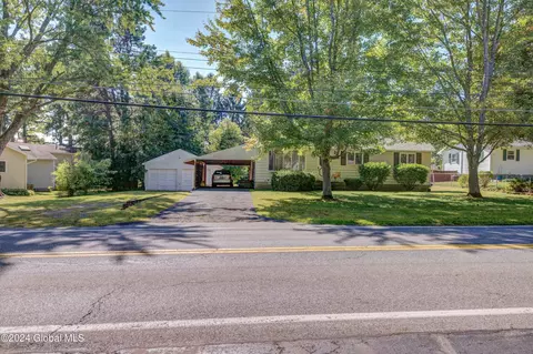 3236 E Lydius St, Schenectady, NY 12303