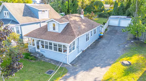 374 Sand Creek Rd, Colonie, NY 12205