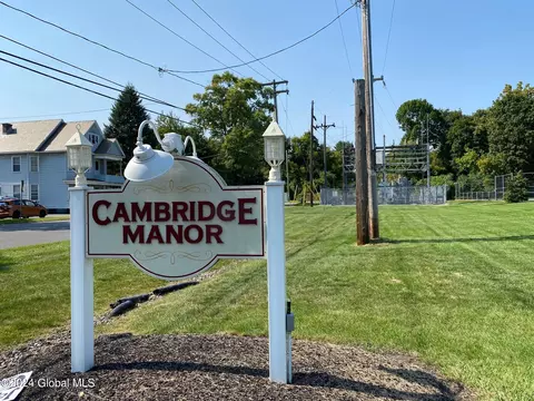 201 Cambridge Manor Dr #201, Scotia, NY 12302