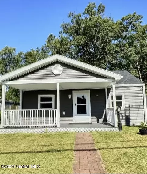15 Holland Ave, Albany, NY 12205